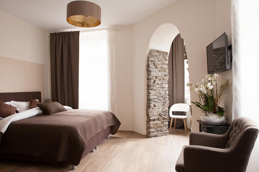 Hotel Ravene Cochem Exterior photo