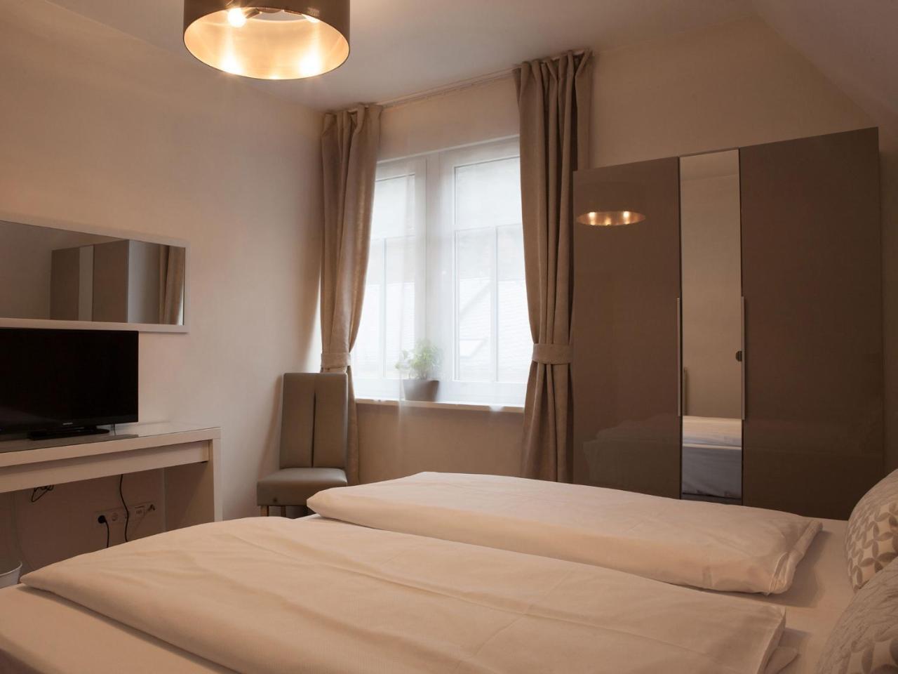 Hotel Ravene Cochem Exterior photo